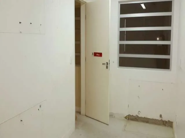 Imagem 10: Casa Comercial em Armação com 450m2
