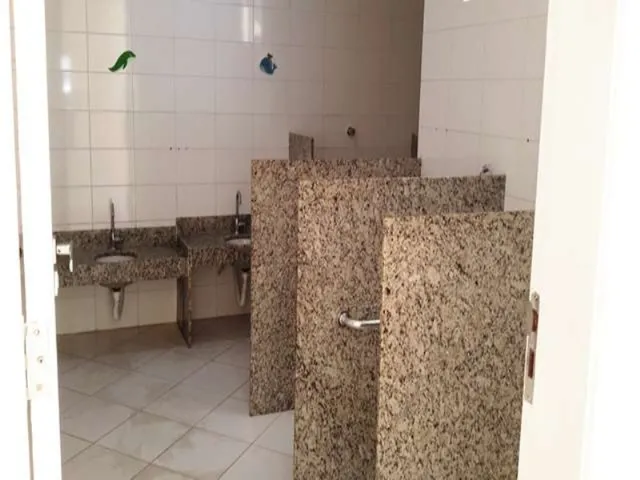 Imagem 16: Casa Comercial em Armação com 450m2