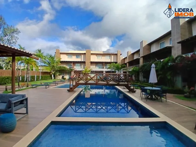 Imagem 2: Casa Triplex residencial para Venda no Condomínio Praia do Surf, Itacimirim (monte