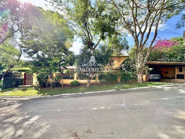 Imagem 10: Casa de Luxo com 4 Quartos e 4 Suítes no Condomínio Parque Rincão em Cotia-SP - 470,52