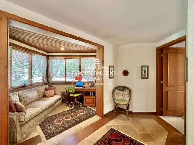 Imagem 15: Casa de Luxo com 4 Quartos e 4 Suítes no Condomínio Parque Rincão em Cotia-SP - 470,52