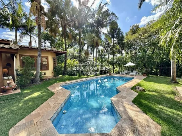 Imagem 9: Casa de Luxo com 4 Quartos e 4 Suítes no Condomínio Parque Rincão em Cotia-SP - 470,52