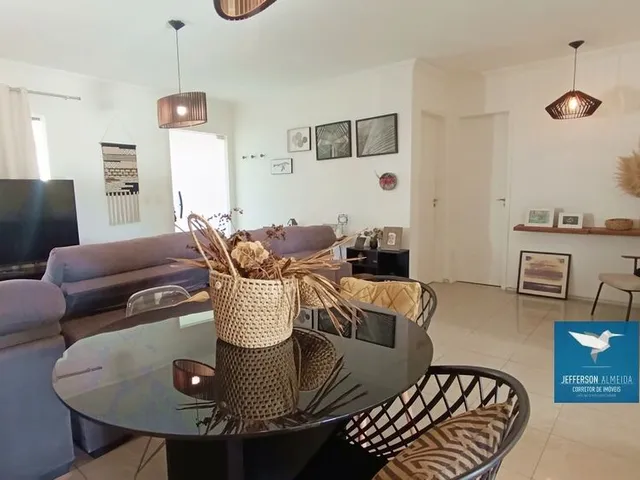 Imagem 13: Casa Duplex em Condomínio com Deck e Piscina Privativos, Móveis Planejados e a Poucos