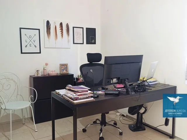 Imagem 15: Casa Duplex em Condomínio com Deck e Piscina Privativos, Móveis Planejados e a Poucos