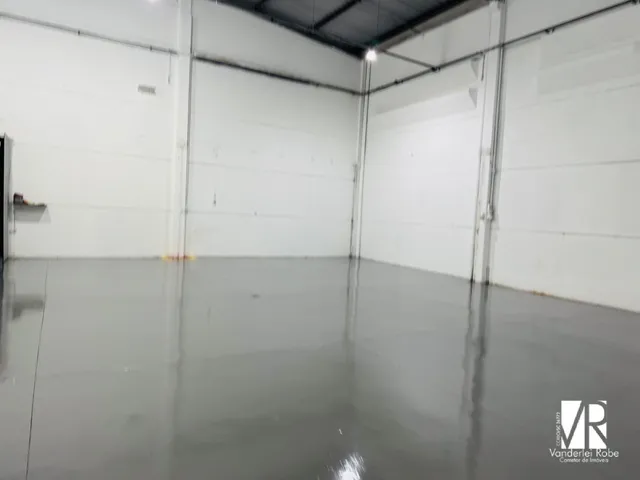Imagem 11: Galpão Comercial de 158m² para Locação em Camboriú-SC, Bairro Tabuleiro