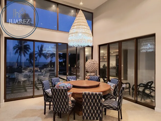 Imagem 10: CASA EXCLUSIVA À VENDA NO CONDOMÍNIO BUSCA VIDA, PÉ NA AREIA E COM 450M² CONSTRUÍDOS!