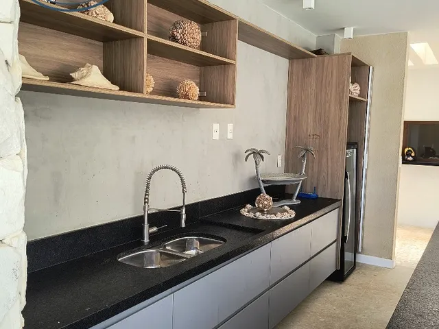 Imagem 8: CASA EXCLUSIVA À VENDA NO CONDOMÍNIO BUSCA VIDA, PÉ NA AREIA E COM 450M² CONSTRUÍDOS!