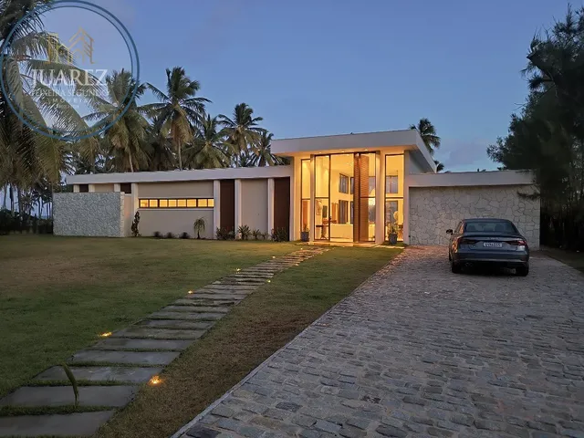 Imagem 12: CASA EXCLUSIVA À VENDA NO CONDOMÍNIO BUSCA VIDA, PÉ NA AREIA E COM 450M² CONSTRUÍDOS!