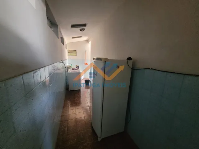 Imagem 15: Casa espaçosa e bem localizada no bairro Imbaúbas em Ipatinga