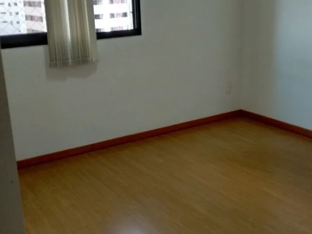 Imagem 12: Alugo Apartamento de 83m2 nascente com 3/4, 01 suíte, 02 vagas cobertas - Stiep com