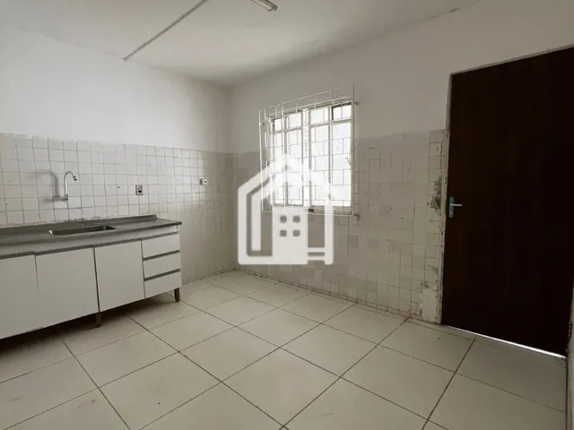 Imagem 5: Casa solta com 02 quartos e garagem para 02 carros em Piatã