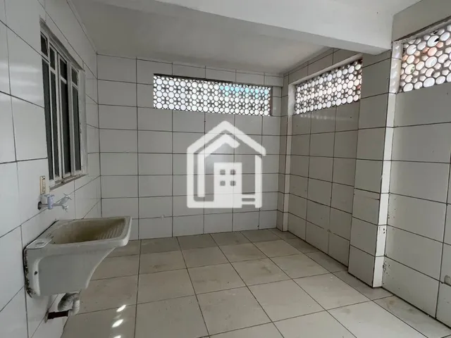 Imagem 7: Casa solta com 02 quartos e garagem para 02 carros em Piatã