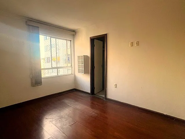 Imagem 10: ALUGO Apto com 120m², Imbui, 3/4 com 1 suite, 2 salas , cozinha, 2 banheiros, área de