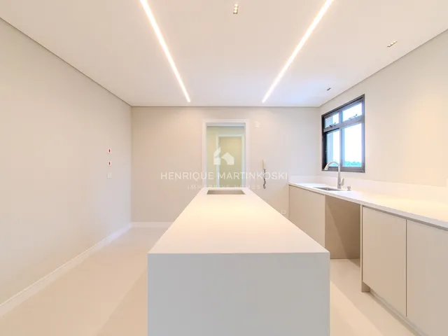 Imagem 6: Apartamento reformado com 161,07m² privativos, 3 quartos e 2 vagas no Ecoville Tower
