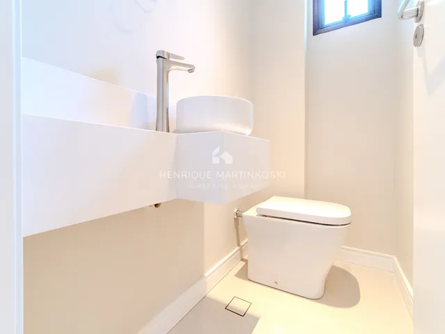 Imagem 5: Apartamento reformado com 161,07m² privativos, 3 quartos e 2 vagas no Ecoville Tower