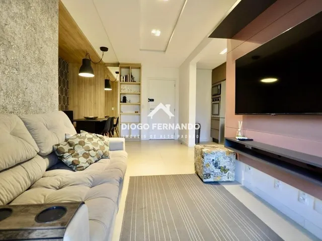 Imagem: O apartamento possui 2 Dormitórios, 1 Suíte, 2 Banheiros