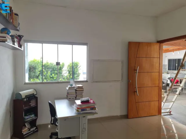 Imagem 7: Casa de 180 m² com 3 quartos (1 suíte), piscina, área gourmet e 4 vagas