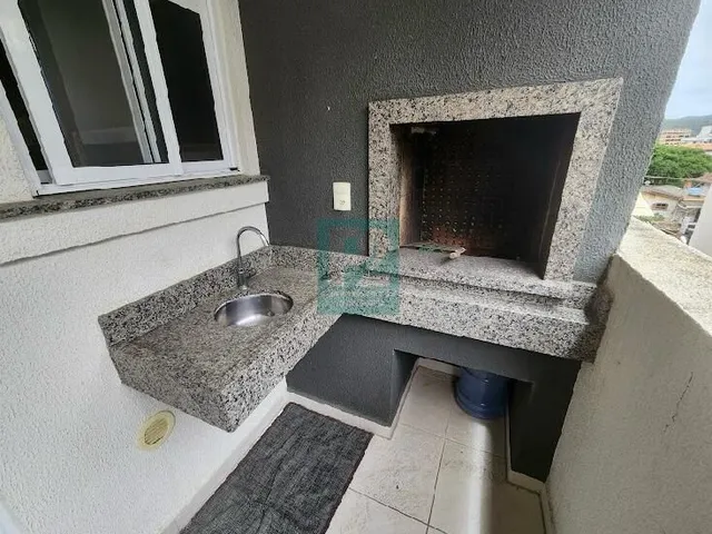 Imagem 2: Apartamento Com 2 Dormitórios Mobiliado Próximo a Praia de Bombas, Bombinhas/SC