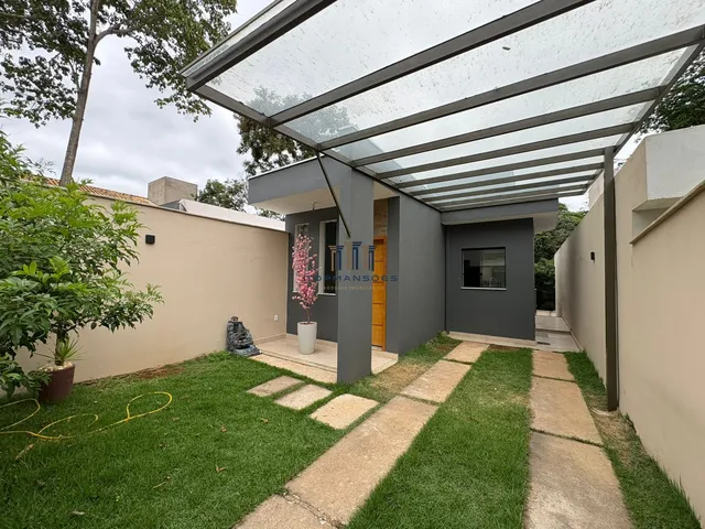 Imagem: Casa moderna, 2 quartos, com gourmet e jardim