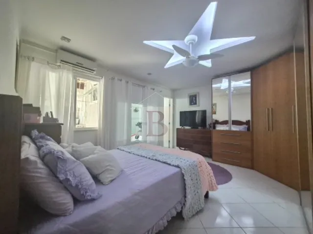 Imagem 10: Espaçosa casa à venda em Piratininga/Cafubá Niterói-RJ: 3 quartos, 3 suítes, 3