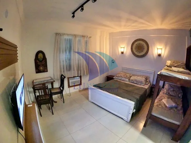Imagem 16: COD 1912 -Flat Reformado Condominio Frente Mar Peró - R$ 350 mil - Alta Rentabilidade