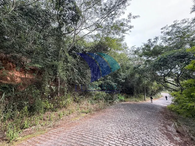 Imagem 3: COD 1729- TERRENO VISTA PARCIAL DO MAR- FERRADURA, BÚZIOS