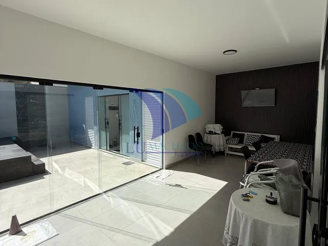 Imagem 7: COD 1646- VENDA - Casa Duplex com Piscina, Condomínio dos Pássaros