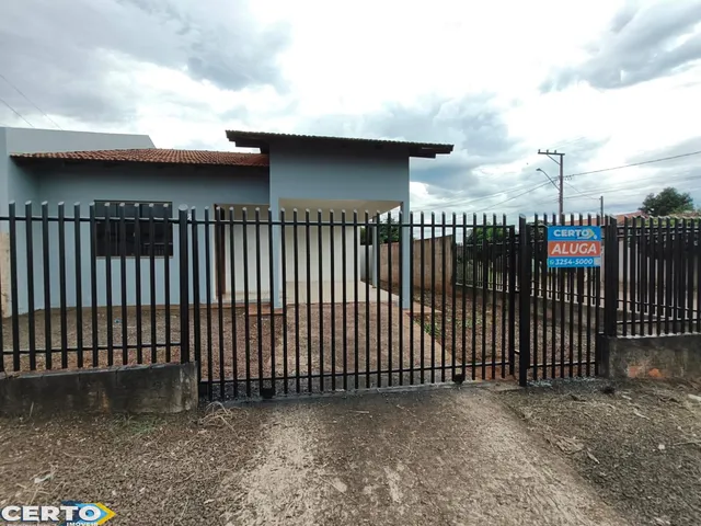 Imagem 10: Casa com 2 quartos, sala, cozinha, lavanderia, banheiro, garagem coberta