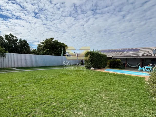 Imagem 5: CASA COM PISCINA À VENDA LOTEAMENTO BOURBON - FOZ DO IGUAÇU - PR