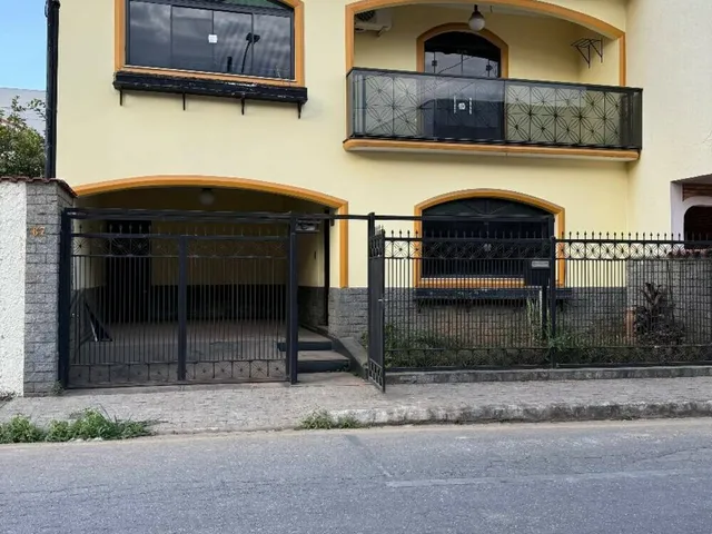Imagem: CASA RESIDENCIAL em Pouso Alegre - MG, Centro