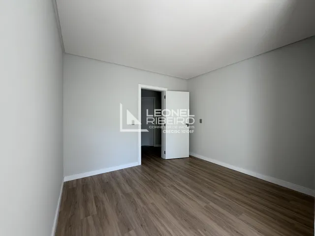 Imagem 13: Casa Sobrado com 3 dormitórios suítes à venda, 166,17 m² no bairro Padre Martinho