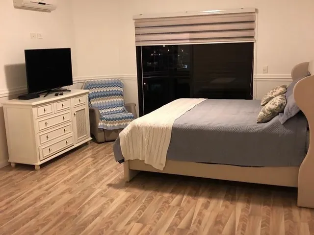 Imagem 4: Apartamento Alto Padrão de 312 m² com 4 Suítes e Hall Privativo no Edifício Torre