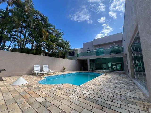 Imagem: Casa de Alto Padrão com 6 Suítes e Piscina