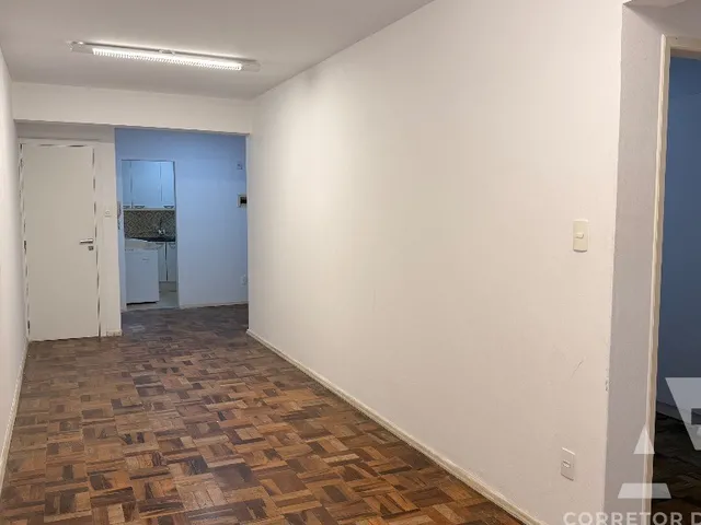 Imagem 2: Apartamento para locação no Centro de Balneário Camboriú-SC com 3 quartos e 2 salas!