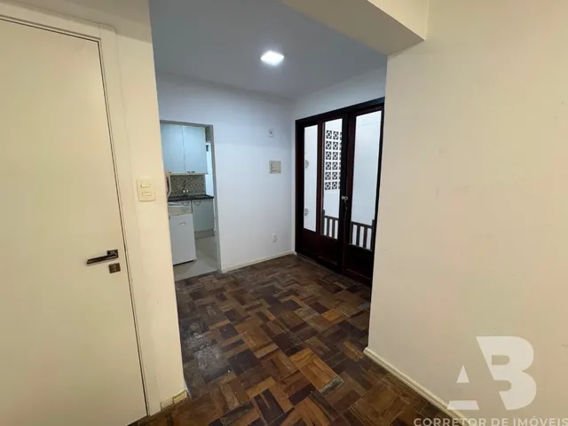 Imagem 8: Apartamento para locação no Centro de Balneário Camboriú-SC com 3 quartos e 2 salas!