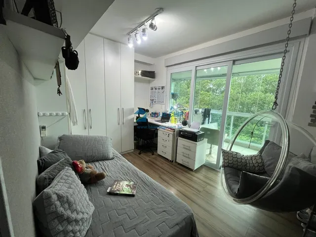 Imagem 14: Apartamento à Venda no Condomínio Essence - Barra Olímpica, 156m² com 4 Quartos por
