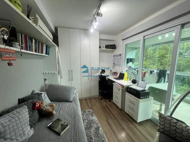 Imagem 2: Apartamento à Venda no Condomínio Essence - Barra Olímpica, 156m² com 4 Quartos por