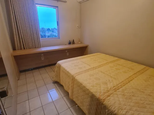 Imagem: O apartamento possui 2 Dormitórios, 1 Banheiro, 1 Vaga na
