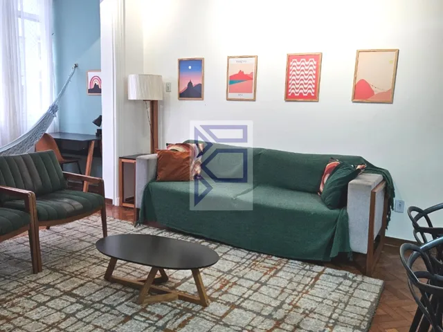 Imagem 2: Aluguel de Apartamento de Luxo em Copacabana - 3 Quartos, 1 Suíte, 2 Salas, 3 Banheiros