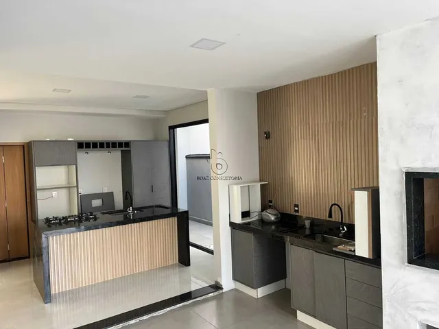 Imagem: Casa À Venda com 3 Suítes, Piscina e Gourmet