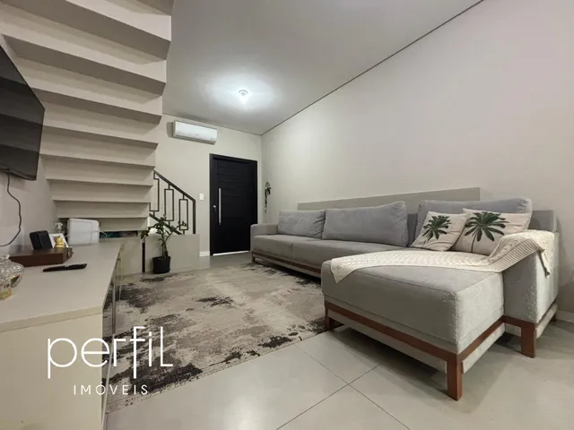 Imagem: Casa à venda em Joinville-SC, bairro Glória