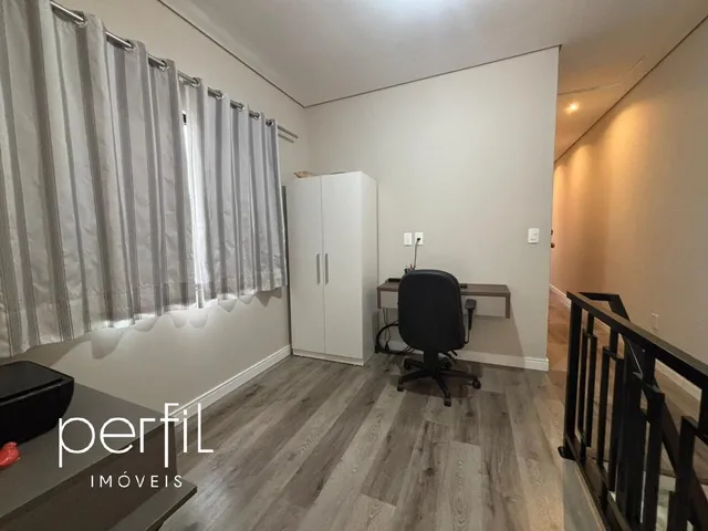 Imagem 15: Casa à venda em Joinville-SC, bairro Glória: 3 quartos, 1 suíte, 2 salas, 3 banheiros