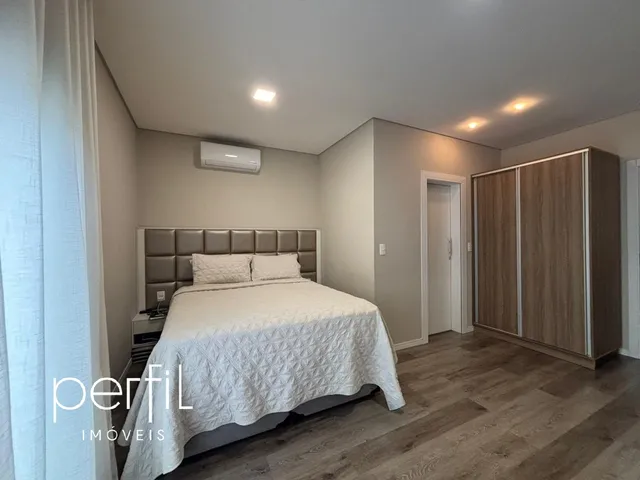 Imagem 8: Casa à venda em Joinville-SC, bairro Glória: 3 quartos, 1 suíte, 2 salas, 3 banheiros