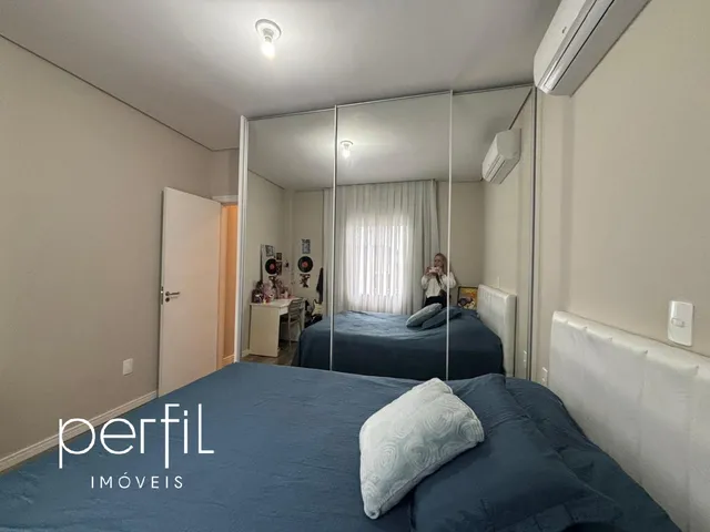 Imagem 3: Casa à venda em Joinville-SC, bairro Glória: 3 quartos, 1 suíte, 2 salas, 3 banheiros