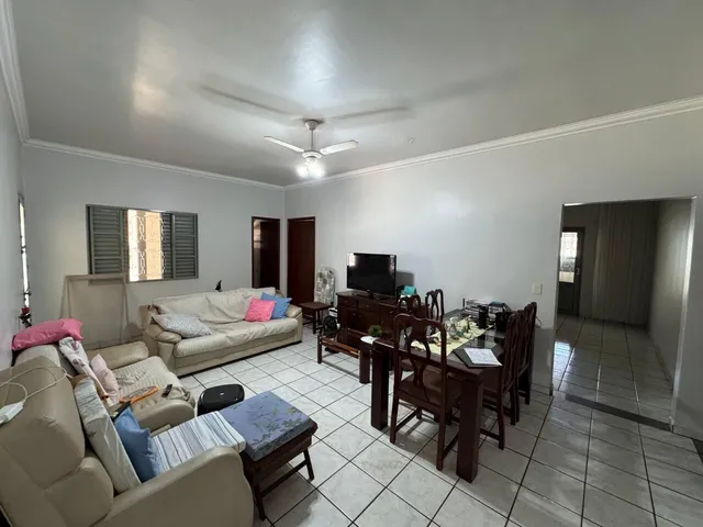 Imagem 6: Casa á venda 4 Qtos - Vila Abajá - Goiânia - 260m²