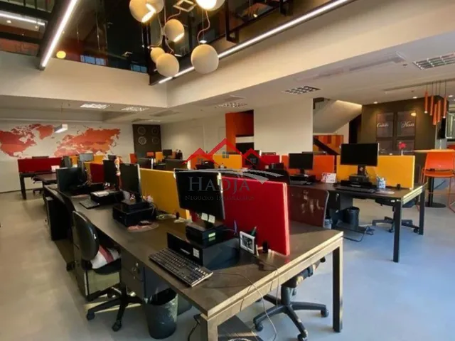 Imagem: SALA COMERCIAL QUADRIPLEX À VENDA EDIFÍCIO