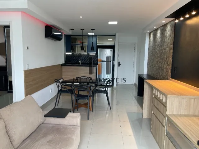 Imagem: O apartamento possui 2 Dormitórios, 2 Suítes, 2