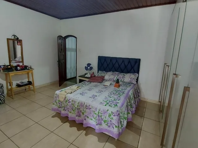 Imagem 11: Imóvel Espaçoso e Confortável no Bairro Marco em Belém-PA: 4 quartos, 1 suíte, 2