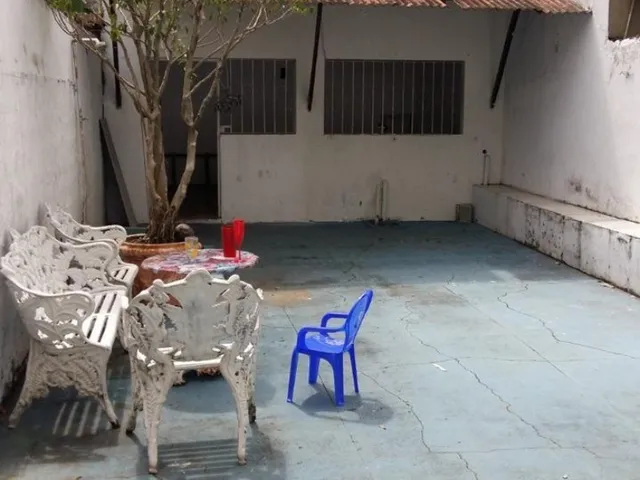 Imagem 12: Imóvel Espaçoso e Confortável no Bairro Marco em Belém-PA: 4 quartos, 1 suíte, 2