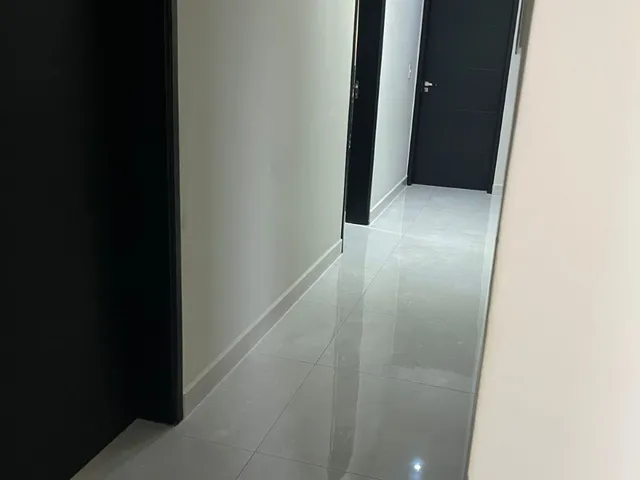 Imagem 12: Casa em Condomínio de Luxo à Venda em Hortolândia-SP - 3 Quartos, 3 Suítes, 2 Salas